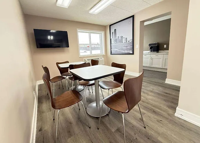 Super 8 By Wyndham South Rockford